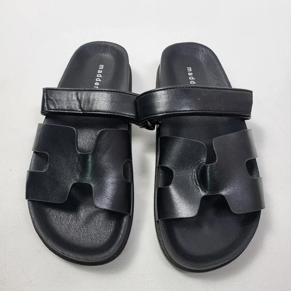Madden Girl Black Sandals Slides Adjustable‎ Strap Casual Kids Size 6